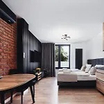 Aparthouse Piwna 14 *